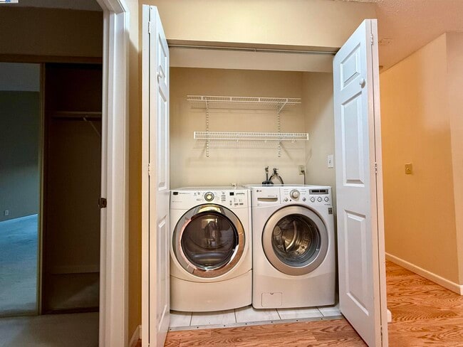 Building Photo - 10191 Yoshino Pl