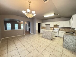 Building Photo - 1412 Vanilla Bean Dr