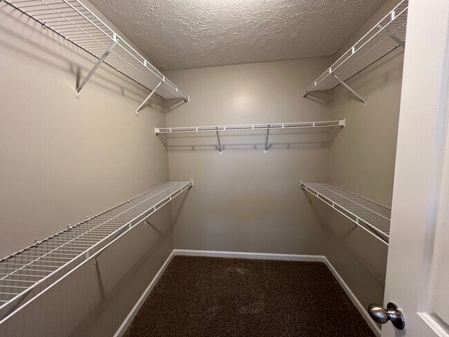 Building Photo - Cute 3 BR, 2 Bath near Christiana