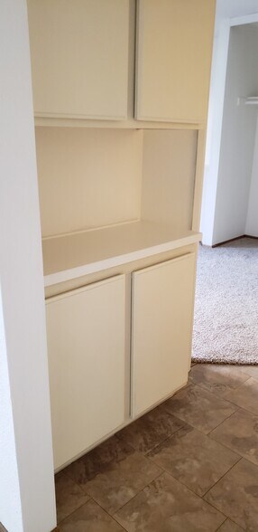 Hall cabinet - 9721 Mesa Springs Way
