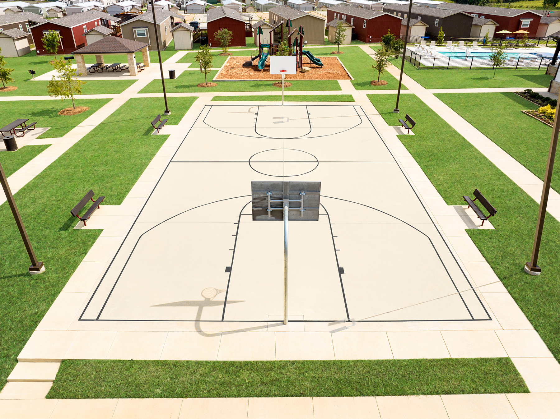 Basketball court - 615 San Rafael