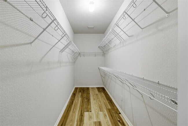 Building Photo - 11505 Plow Horse Cove