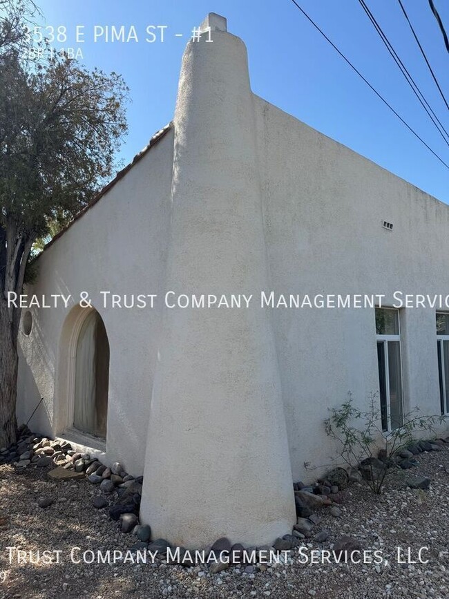 Building Photo - 3538 E Pima St