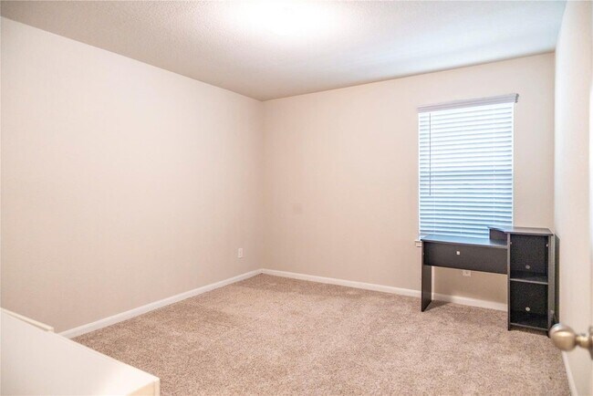 Building Photo - 18226 Mulberry Spring Cir