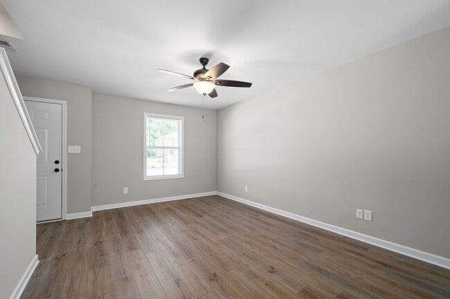 Building Photo - 259 Smithson Ln