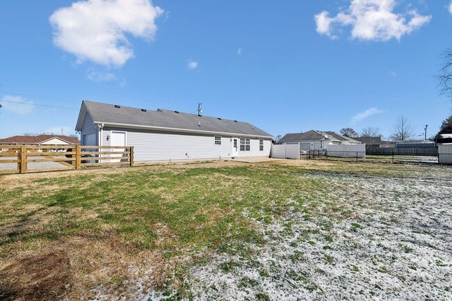 Building Photo - Upperglade Ct