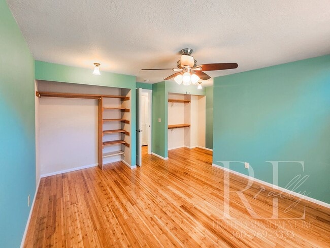 Building Photo - Ridgetop Home in Quiet Neighborhood