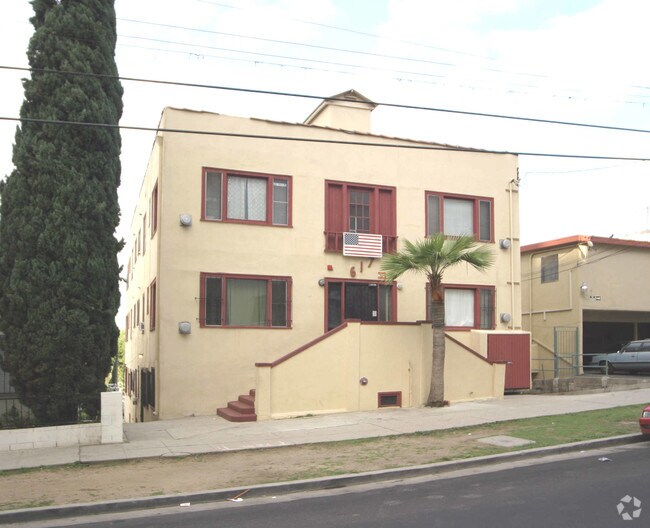 Building Photo - 621 N Coronado St