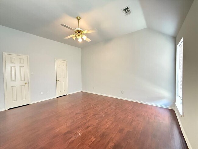 Building Photo - 21331 Riverside Ridge Ln