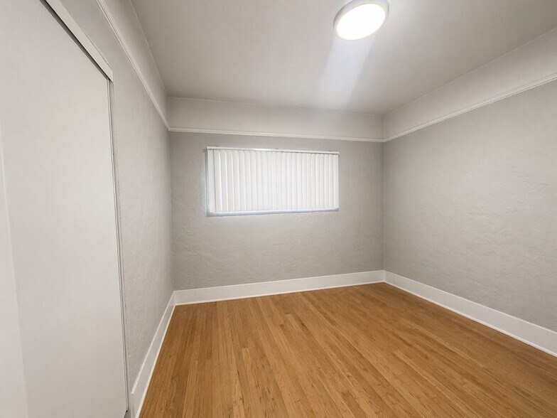 Building Photo - 244 W 49th