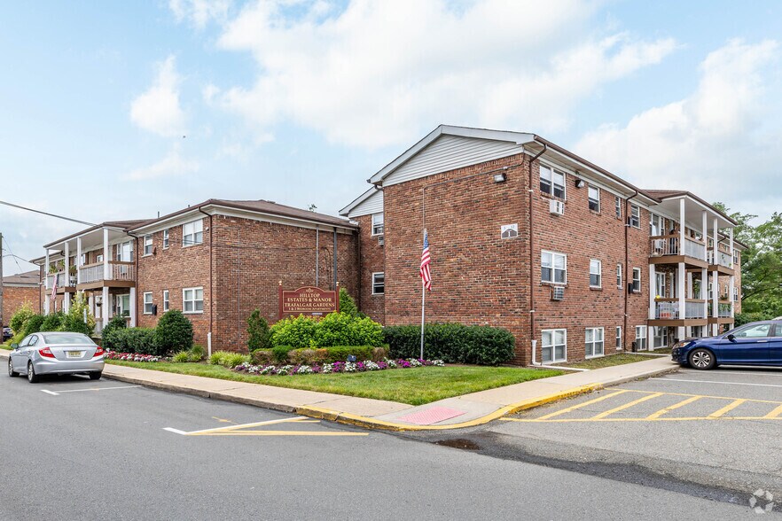 Primary Photo - Hilltop Manor & Estates