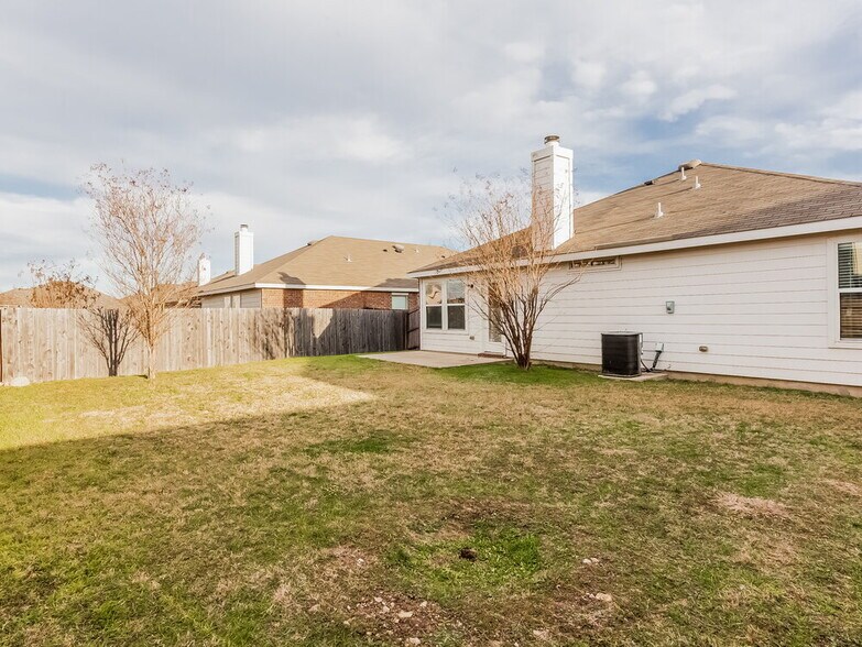 Building Photo - 6229 Chalk Hollow Dr