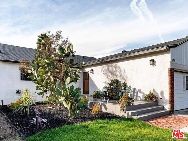Building Photo - 4328 Edenhurst Ave