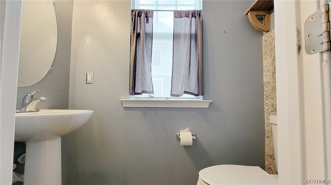 Building Photo - 1940 Walmart Way