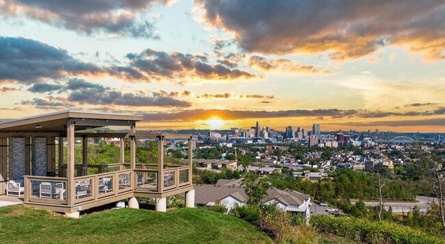 Building Photo - 1431 Dixie Hwy