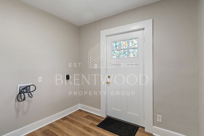 Building Photo - Move-In Ready 3-Bedroom Home in Indianapolis