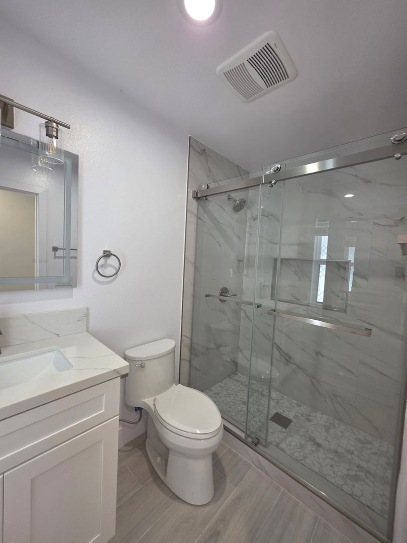 Building Photo - 12412 Lambert Cir