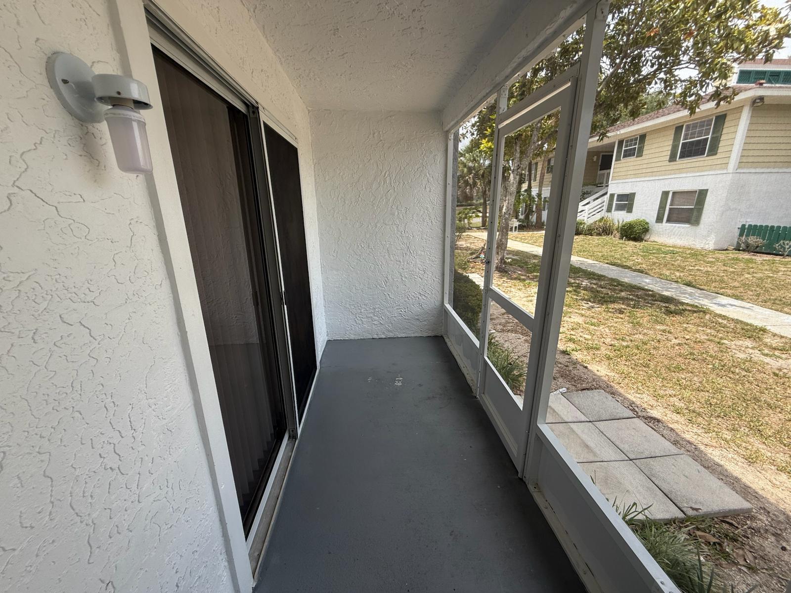 Building Photo - 8144 Fairways Cir