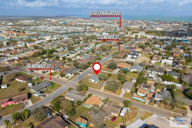 Building Photo - 711 Cisneros St