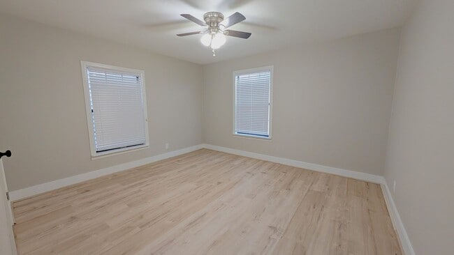 Building Photo - 101 W Flynn Ave