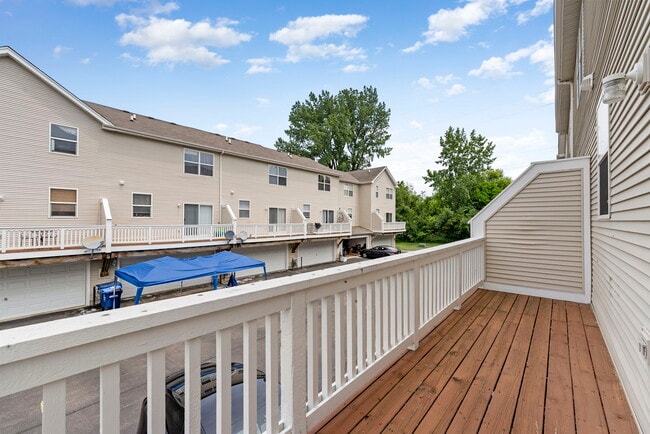 Building Photo - 1464 Cambria Dr
