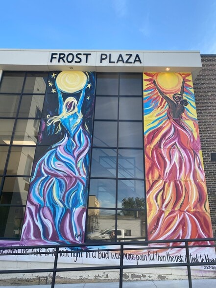 Building Murals - 513 N Riverfront Dr