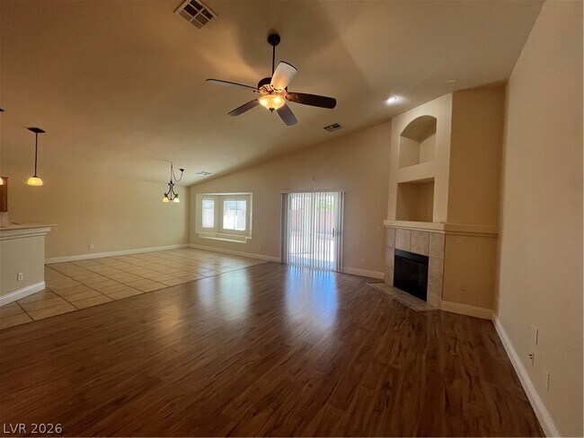 Building Photo - 3309 Blueberry Climber Ave