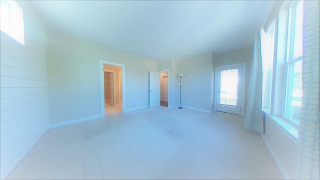 Building Photo - 2 Bedroom 2 bath rental in Yorktown