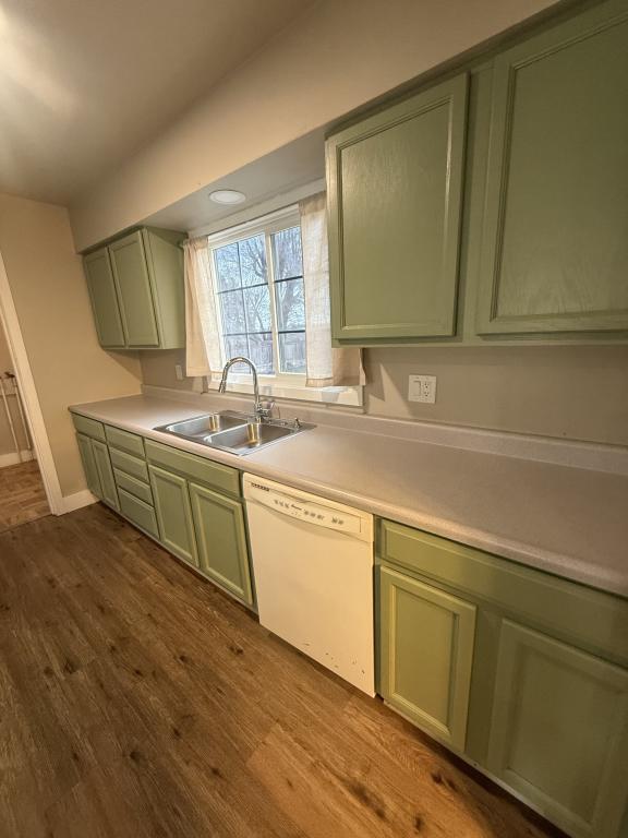 Building Photo - 1934 Crest St