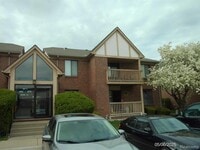 Building Photo - 15765 Balfour Dr