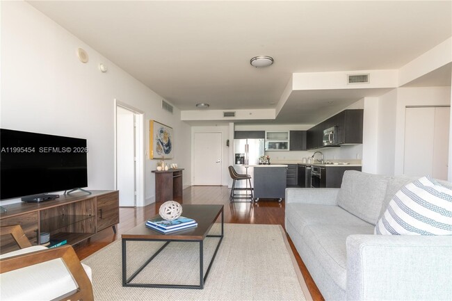 Building Photo - 90 SW 3rd St