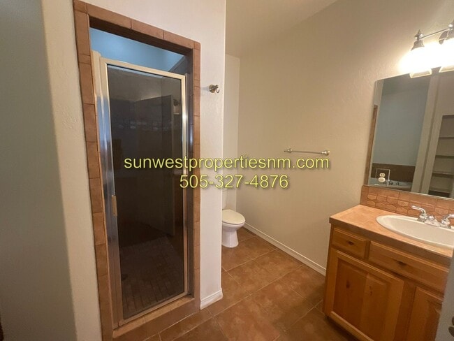 Building Photo - 3 Bedroom, 2 Bathroom Condo with 2 Car Gar...
