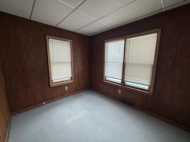 Building Photo - 14161 Montrose St