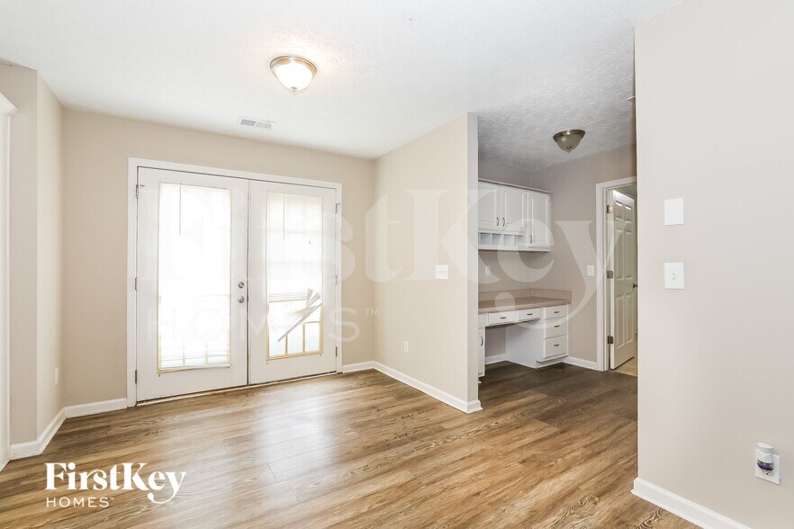 Building Photo - 130 Macadamia Ct