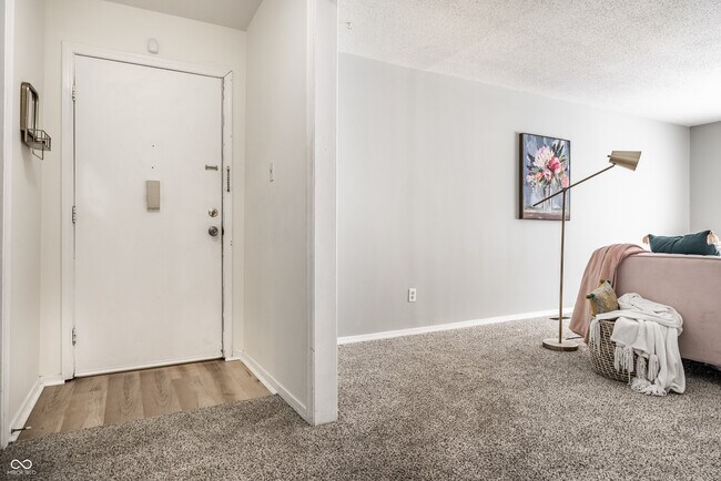 Building Photo - 6503 Park Central Way