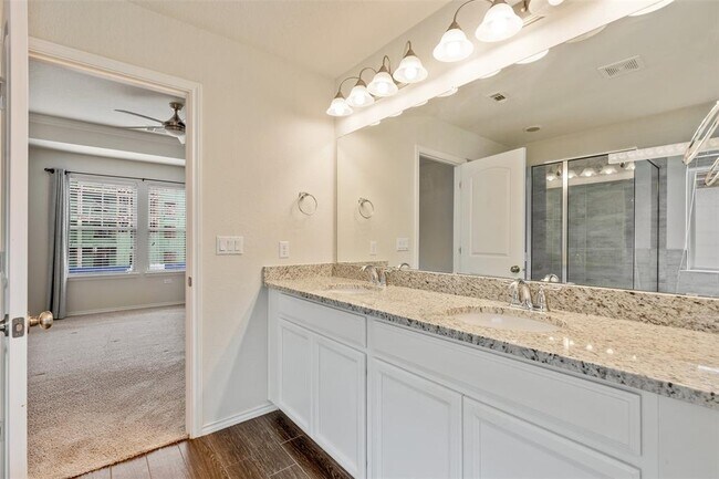 Building Photo - 10612 Turnbull Loop