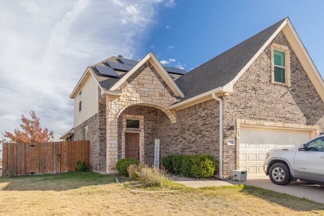 Building Photo - 7701 Florence Dr