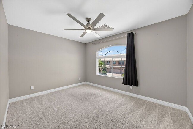 Building Photo - 9610 Twin Rivers Ct