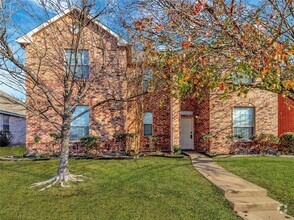 Building Photo - 4610 Lincolnshire Dr