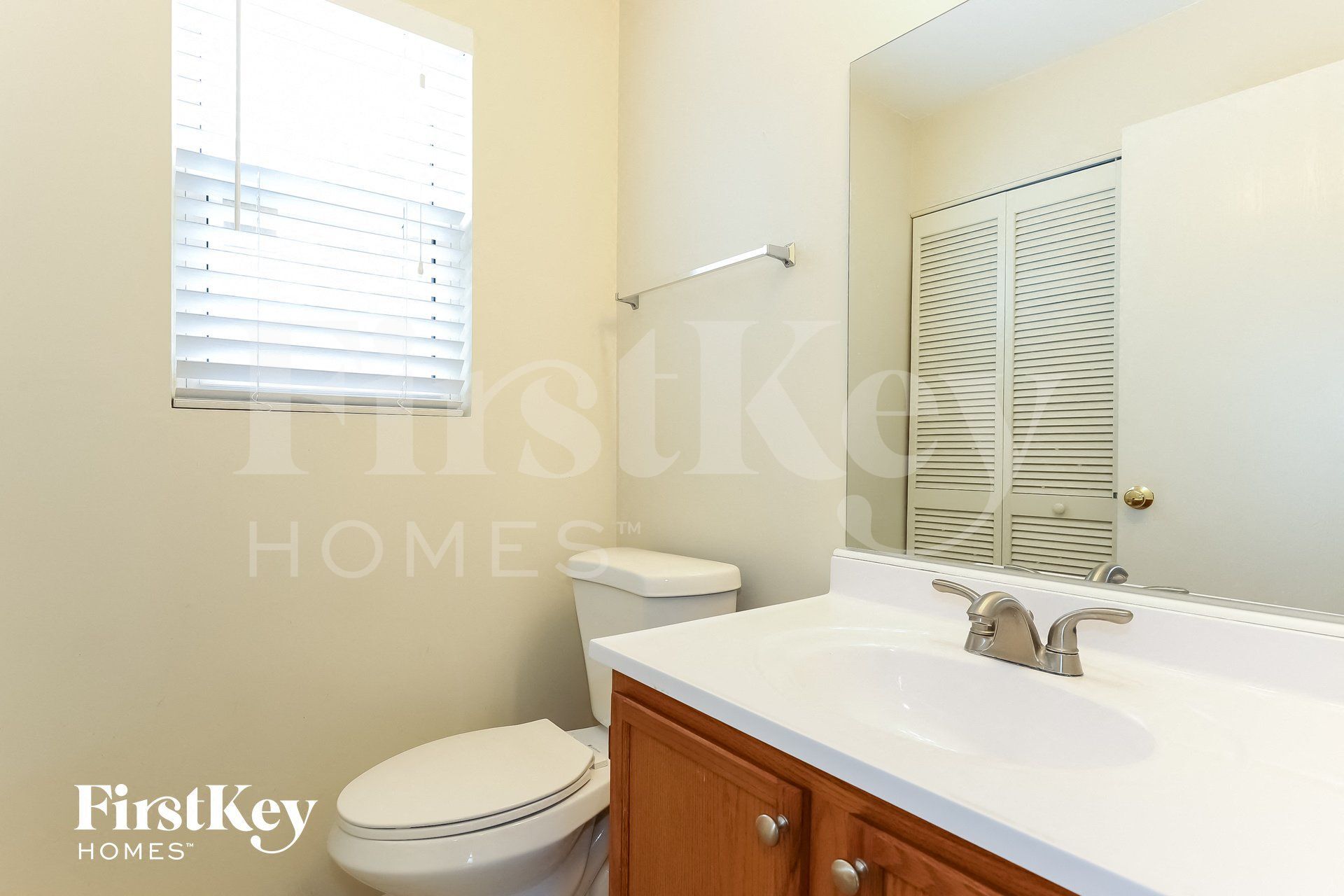 Building Photo - 7215 Bradley Dr