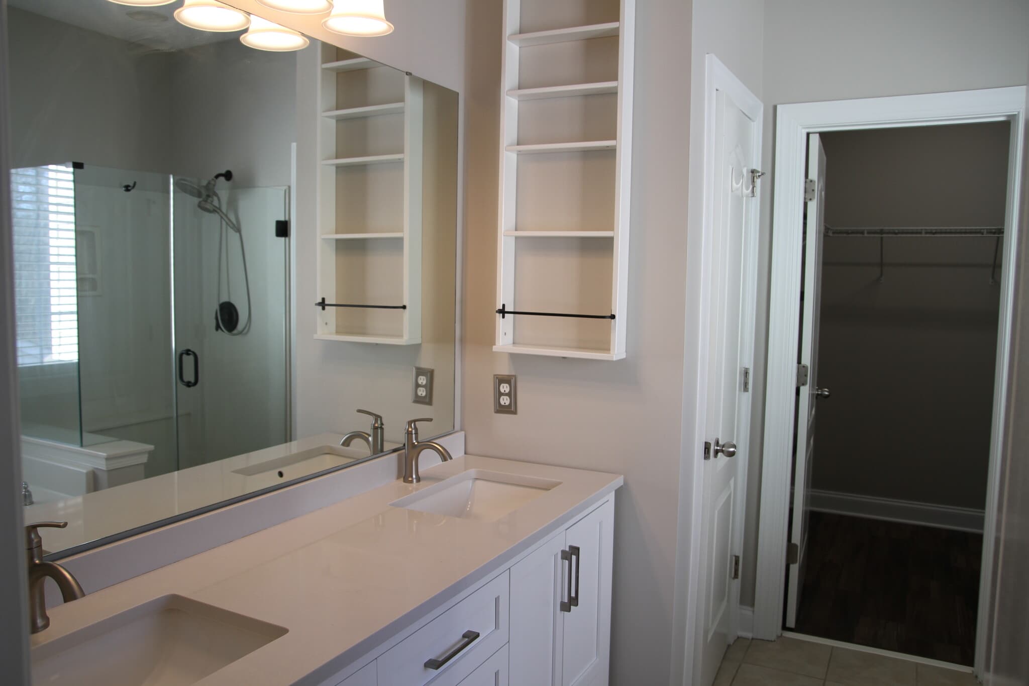 Master Bath 1 - 10423 Alvarado Way