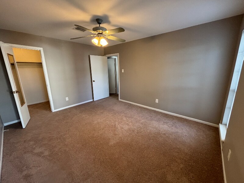Bedroom - 2137 Branard St
