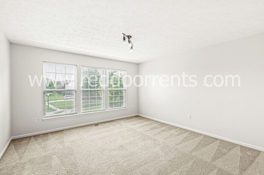 Building Photo - 4712 Pebblepointe Pass