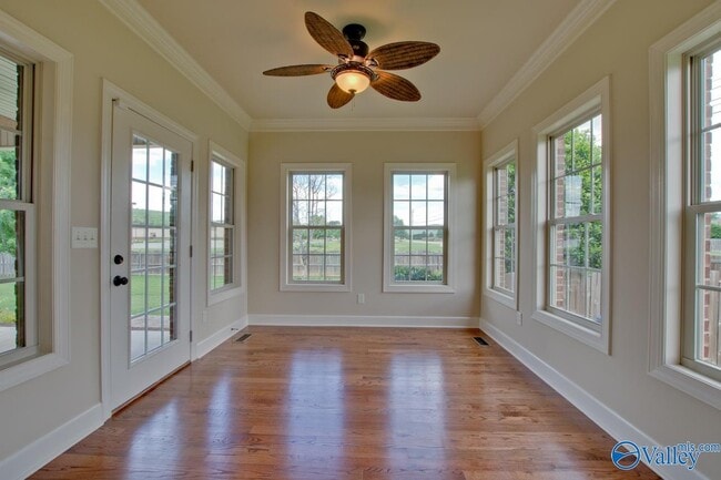 Building Photo - 4905 Saddle Ridge Dr SE