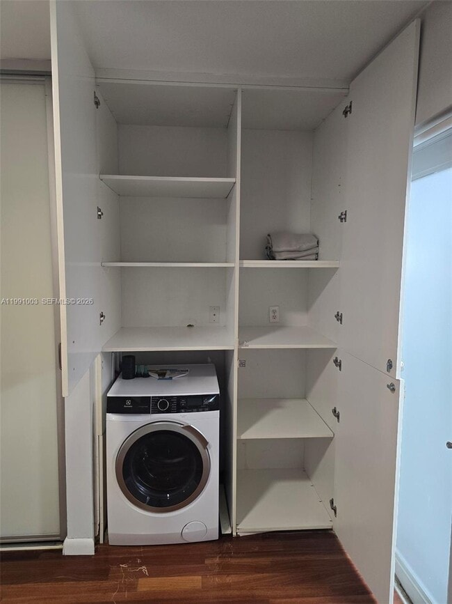 Building Photo - 1550 Pennsylvania Ave