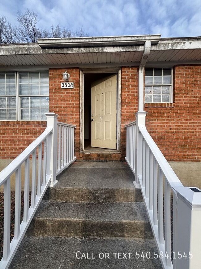 Building Photo - 2828 Idlewild Blvd NE