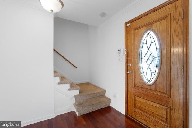 Building Photo - 2636 East Side Dr