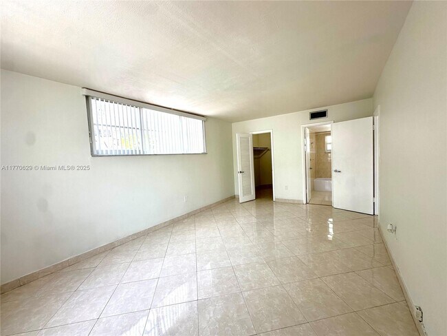 Building Photo - 1075 93rd St
