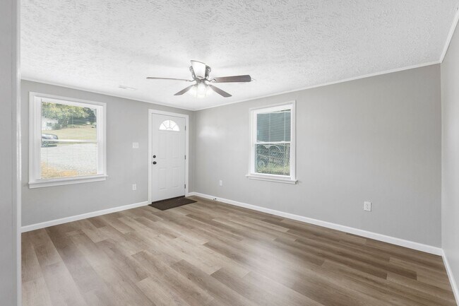 Building Photo - Nice 3 bedroom Home in Kingsport