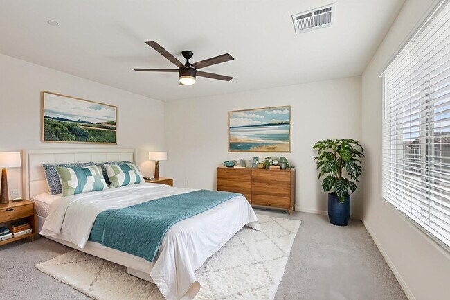 Building Photo - 10971 Meridian Flds Ave